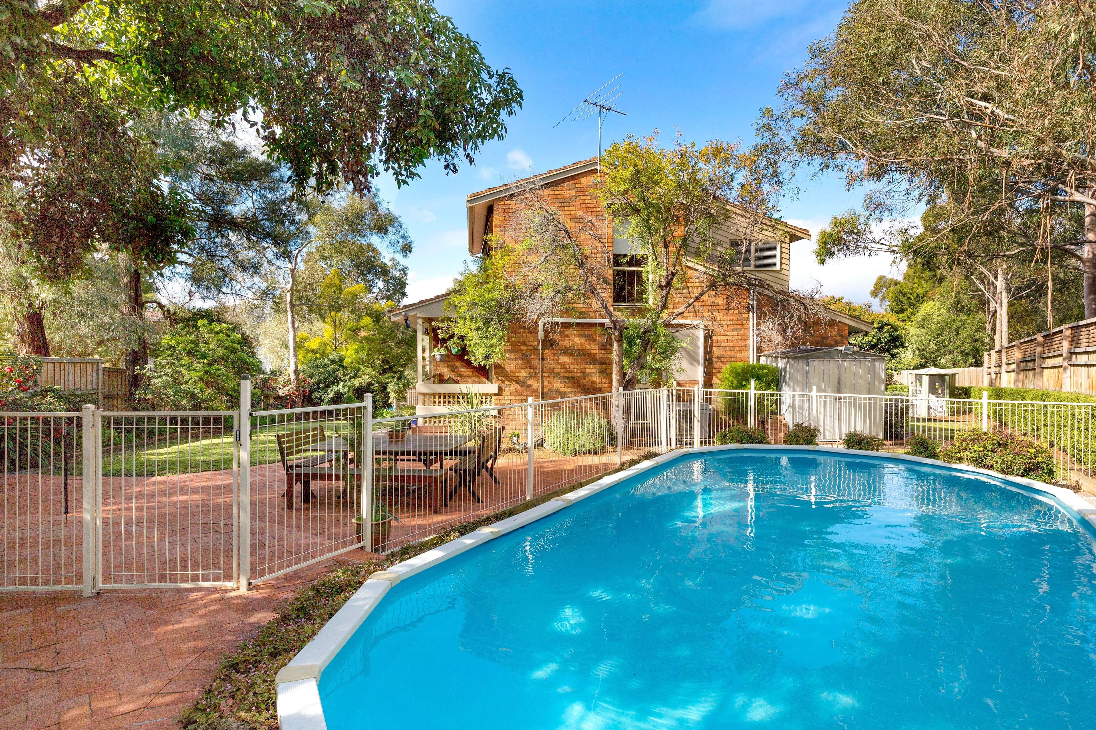 2 Larnoo Drive, Doncaster East VIC 3109, Doncaster East - Thumbnail 4