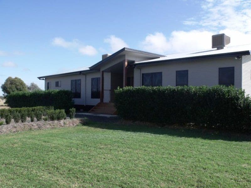 128 Bourne Drive, Roma QLD 4455, Roma - Thumbnail 3