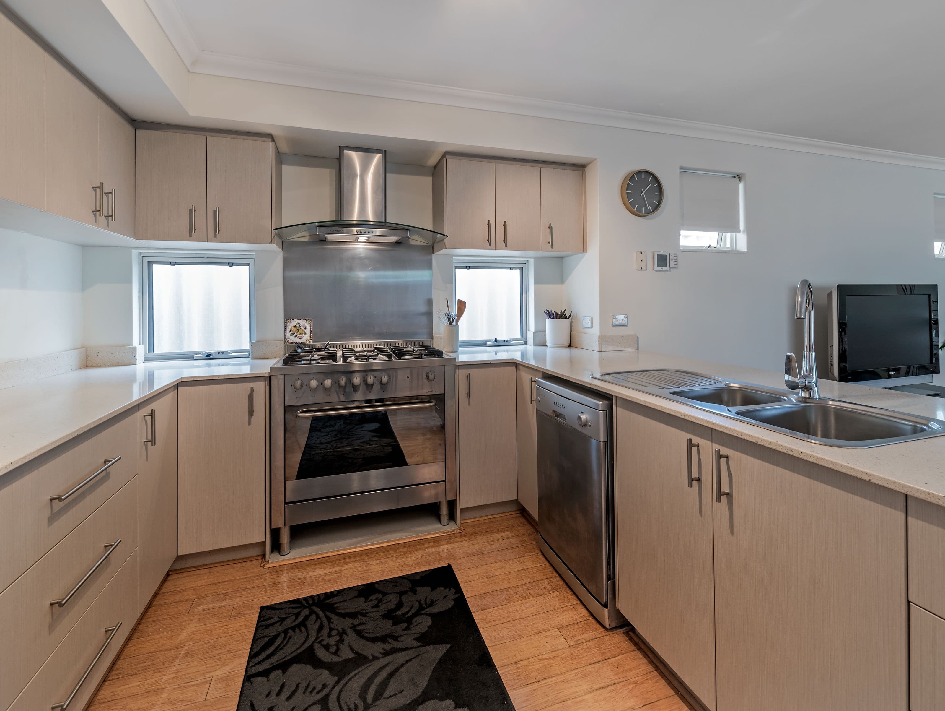 369 Grand Promenade, Dianella WA 6059, Dianella - Thumbnail 6