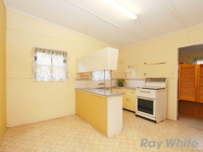 58 Lucan Avenue, ASPLEY QLD 4034, Aspley - Thumbnail 3