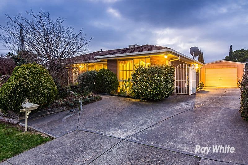 6 Ayres Close, Cranbourne North VIC 3977, Cranbourne North - Image 1