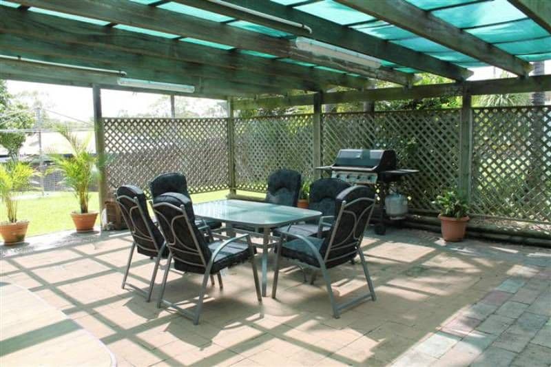 4 Mercedes Street, CLINTON QLD 4680, Clinton - Thumbnail 3