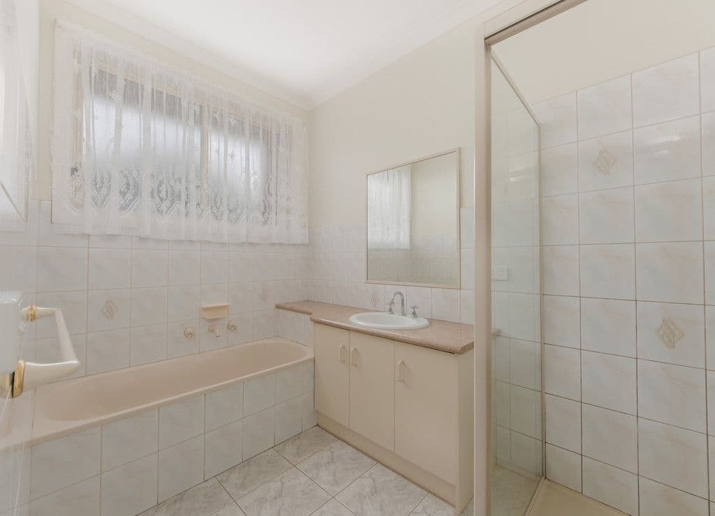 17 Michael Avenue, St Albans VIC 3021, St Albans - Thumbnail 5