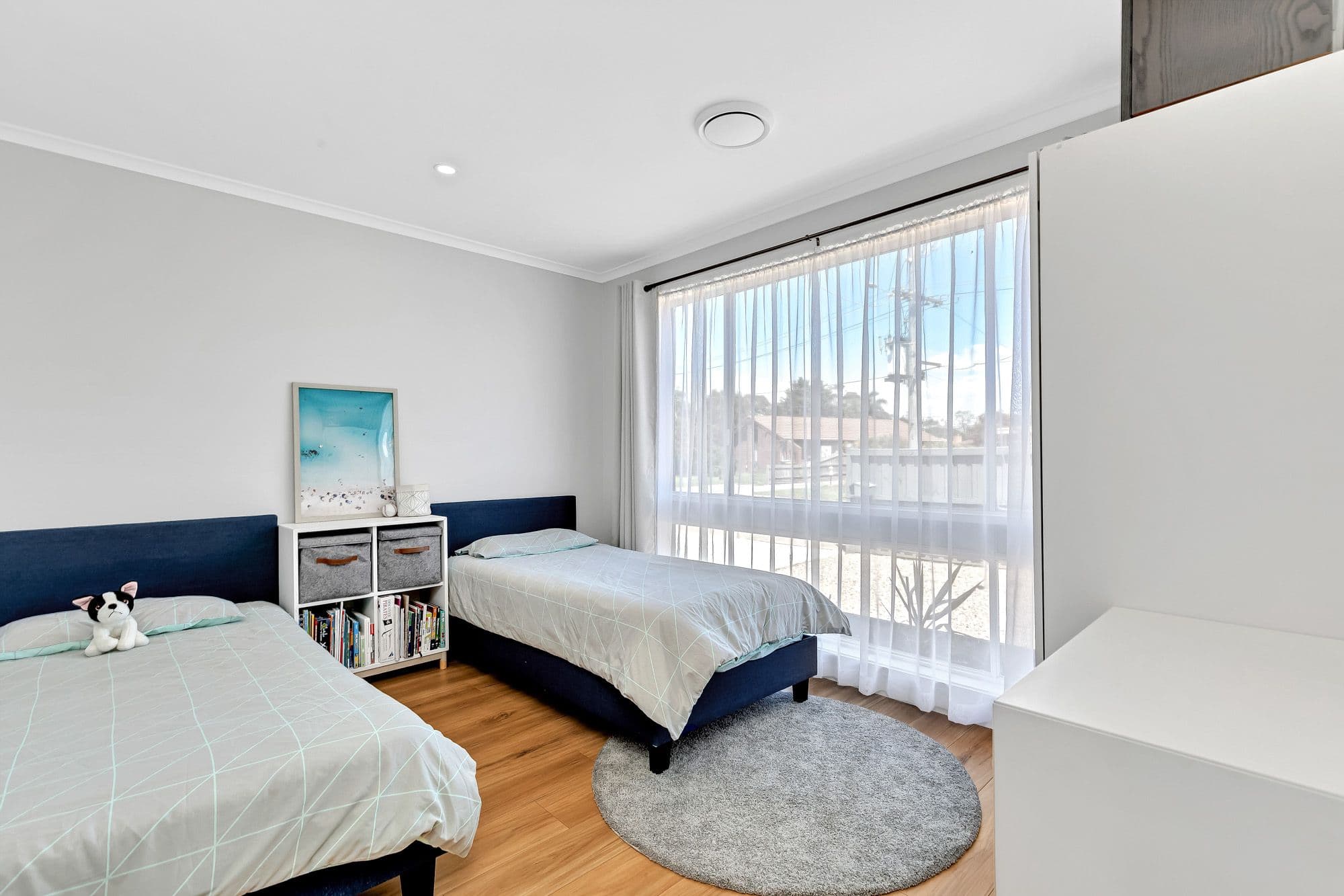 20 Whitehall Crescent, Werribee VIC 3030, Werribee - Thumbnail 2