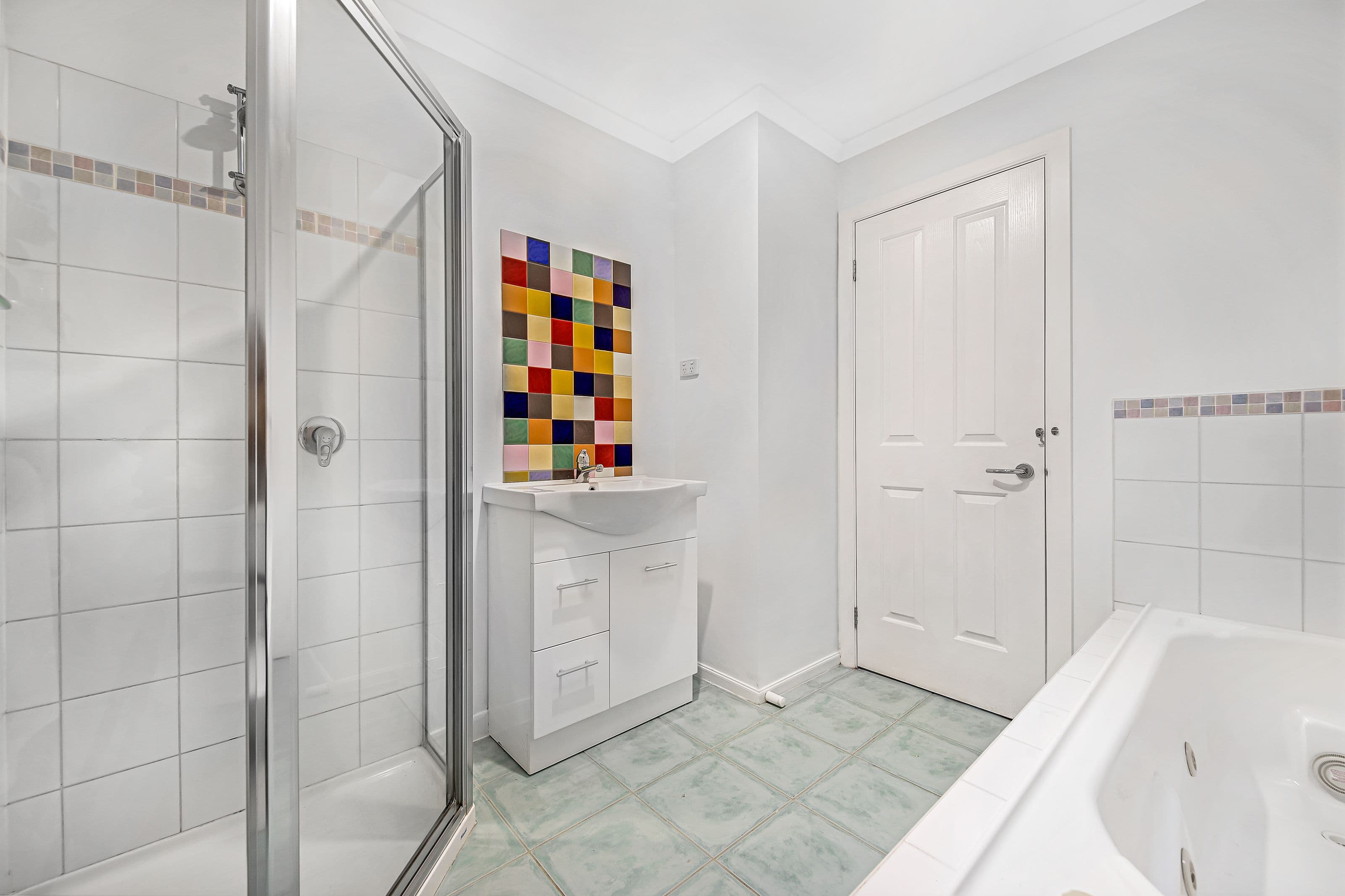 10 Margaret Gray Close, Glen Waverley VIC 3150, Glen Waverley - Thumbnail 6
