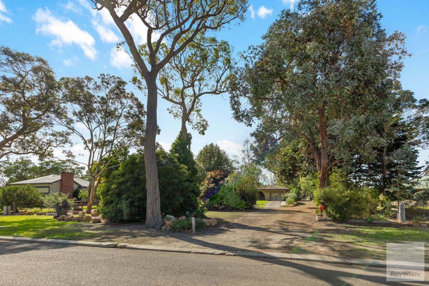 110 Hassell Street, Mount Barker WA 6324, Mount Barker - Thumbnail 2