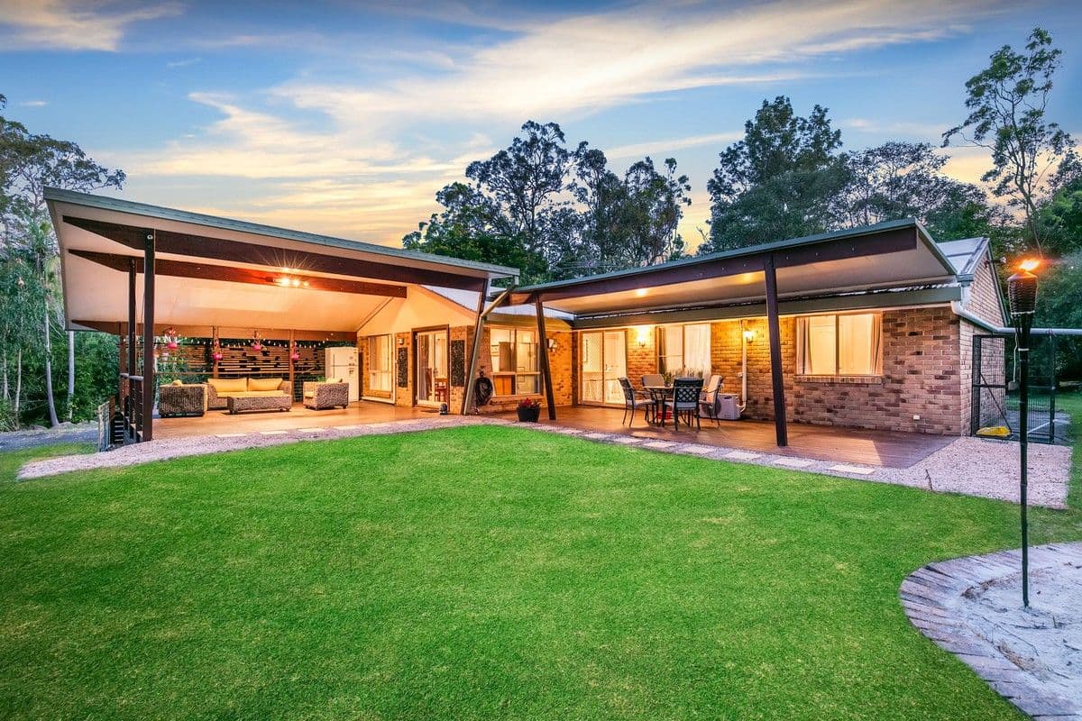 27 Lynette Court, Buccan QLD 4207, Buccan - Image 1