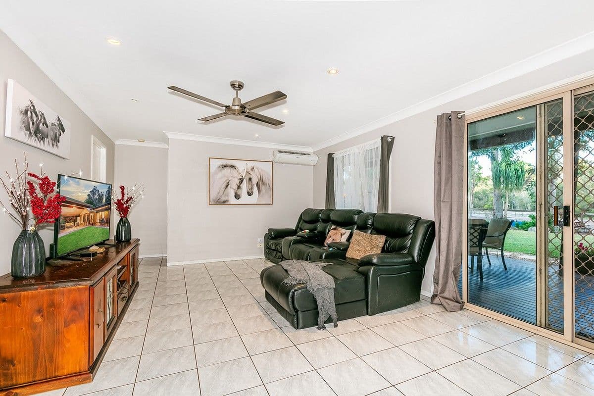 27 Lynette Court, Buccan QLD 4207, Buccan - Thumbnail 7