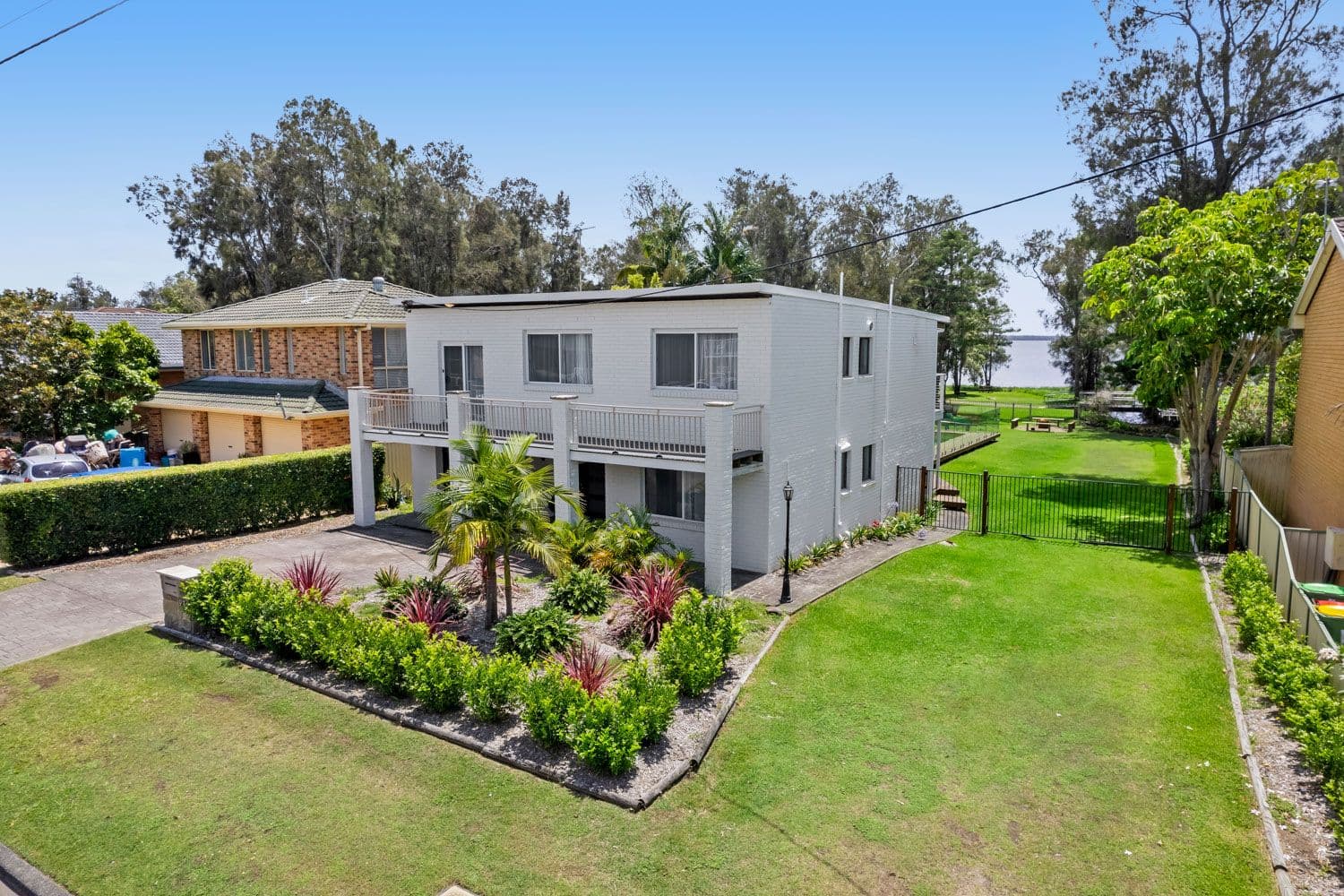 93 Lakedge Avenue, Berkeley Vale NSW 2261, Berkeley Vale - Thumbnail 3