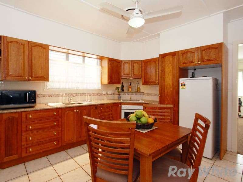 34 Burrowa Street, STAFFORD QLD 4053, Stafford - Thumbnail 3