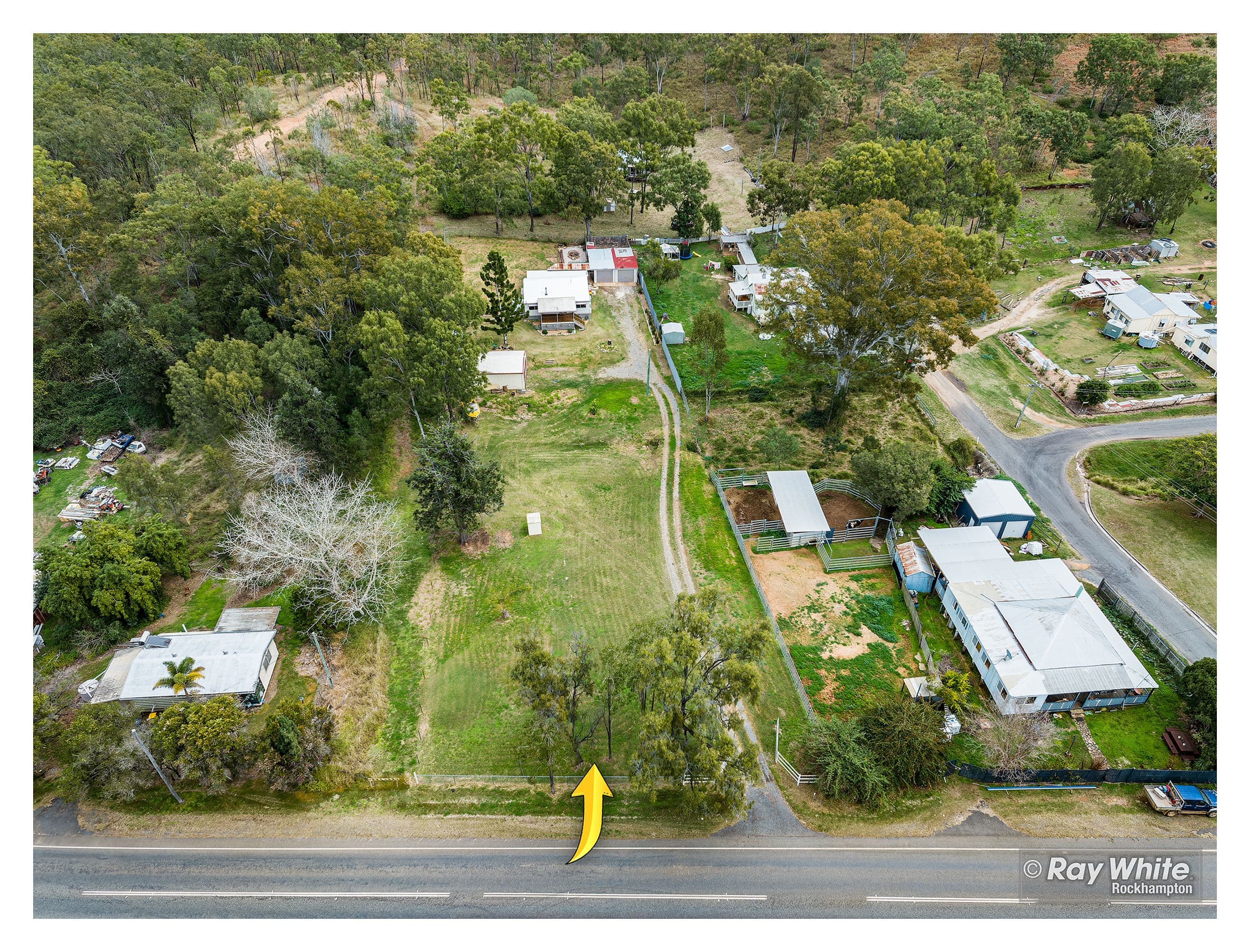 38 Coronation Drive, Mount Morgan QLD 4714, Mount Morgan - Thumbnail 2