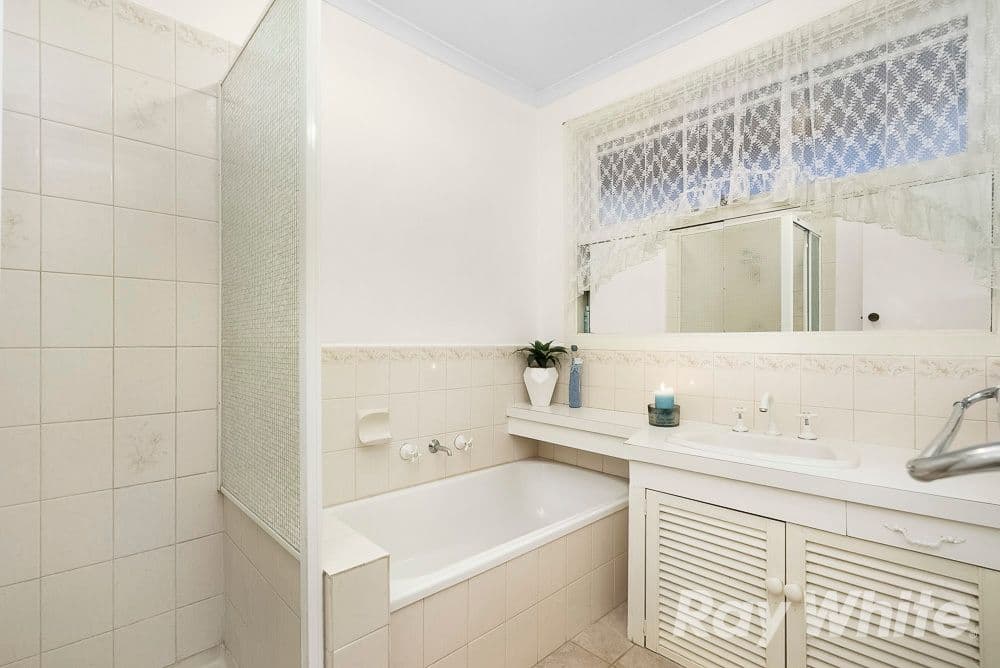 166 Haverbrack Drive, Mulgrave VIC 3170, Mulgrave - Thumbnail 8