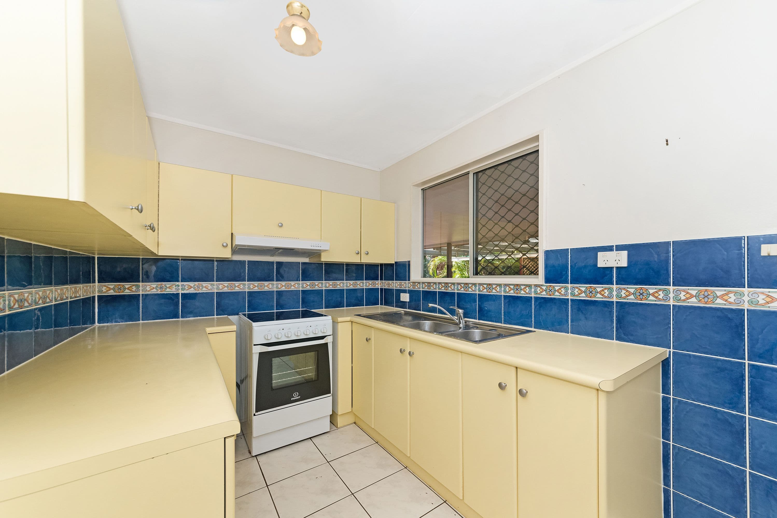 19 Lanark Street, Kirwan QLD 4817, Kirwan - Thumbnail 5