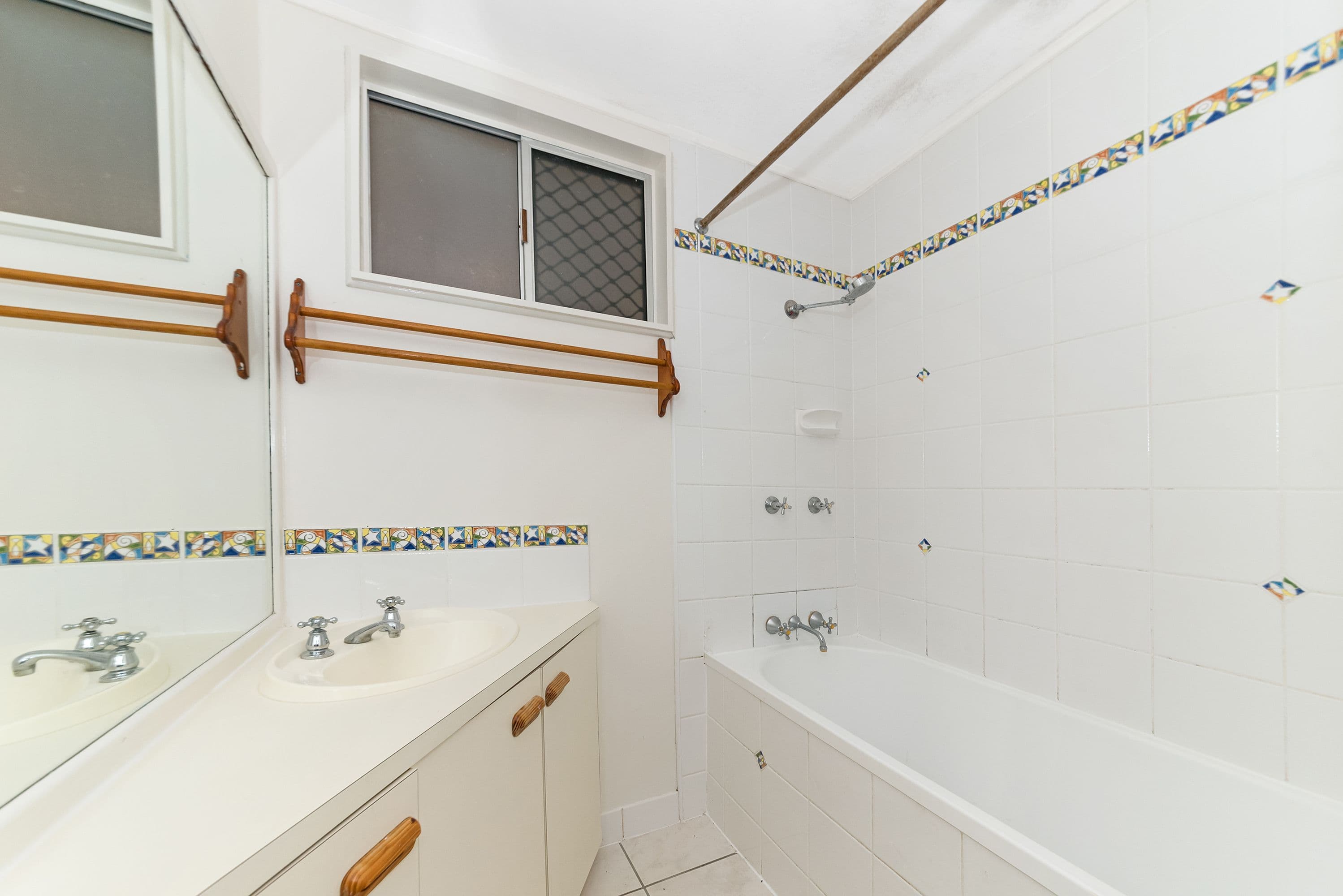 19 Lanark Street, Kirwan QLD 4817, Kirwan - Thumbnail 6