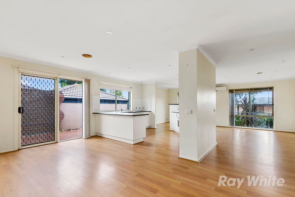 9 Overton Close, Rowville VIC 3178, Rowville - Thumbnail 4