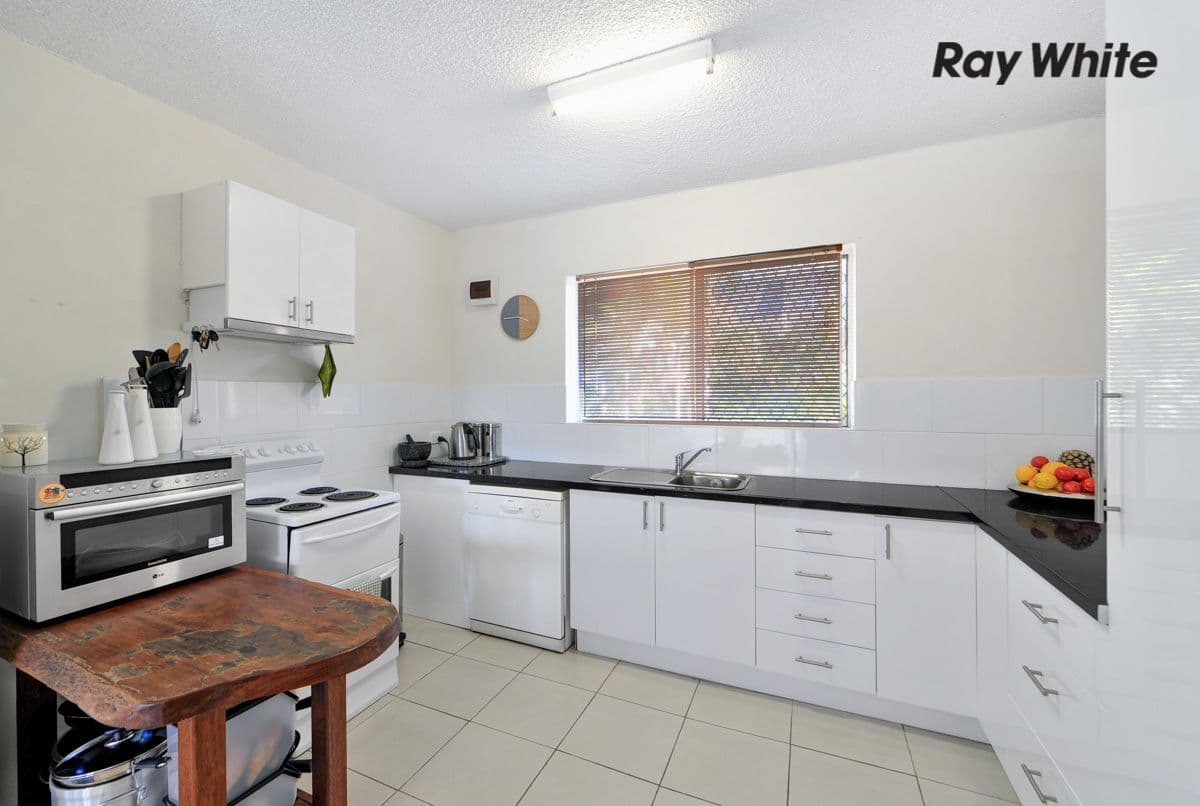 224 Marine Parade, Labrador QLD 4215, Labrador - Thumbnail 7