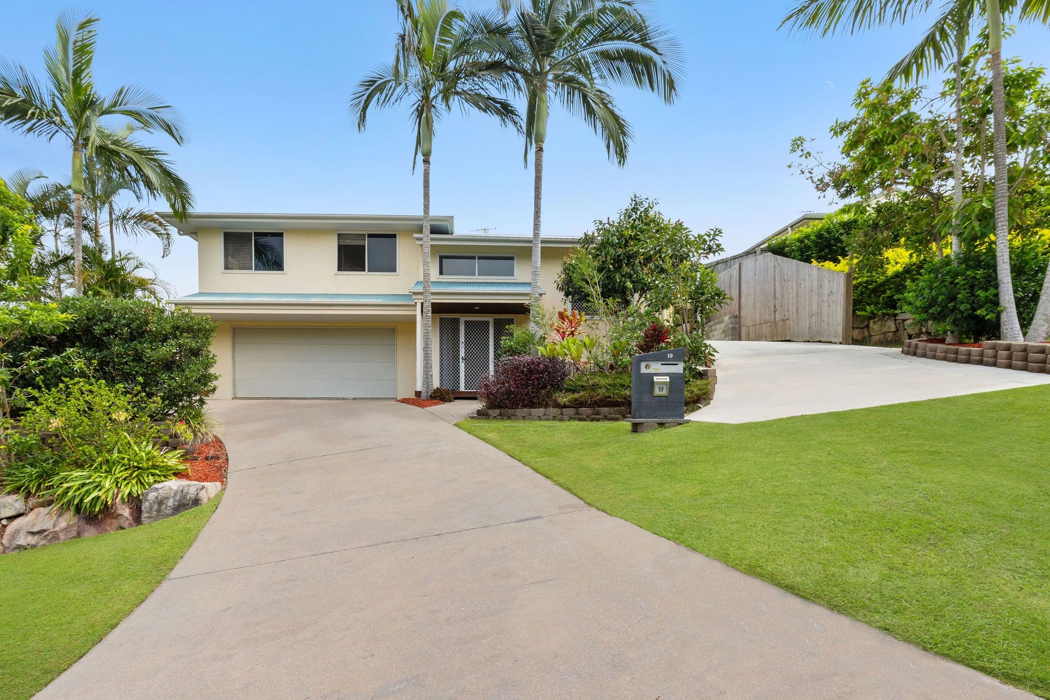 19 Valencia Court, Eatons Hill QLD 4037, Eatons Hill - Image 1