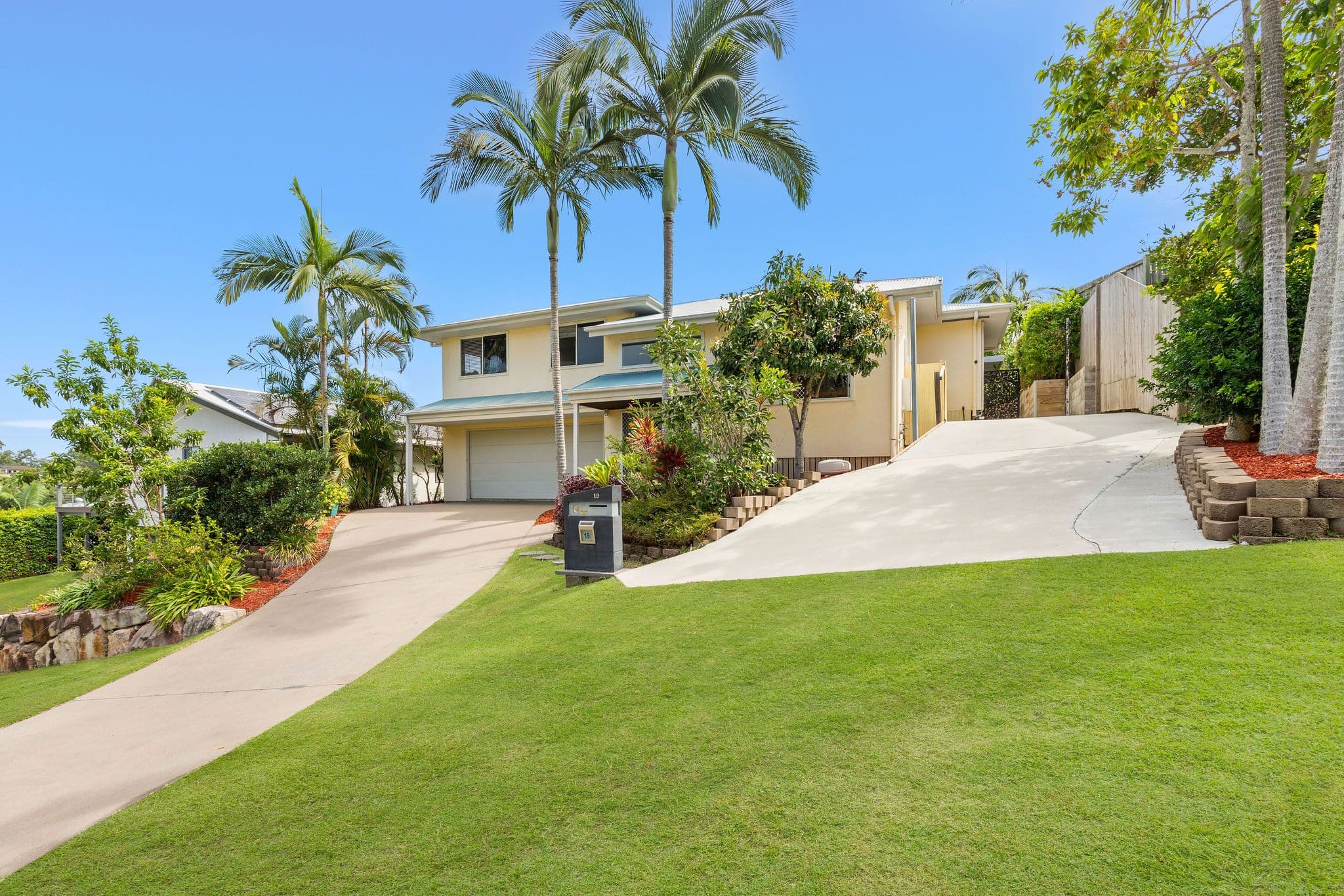 19 Valencia Court, Eatons Hill QLD 4037, Eatons Hill - Thumbnail 2