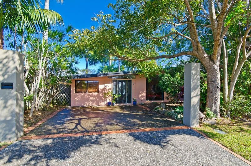 10 Morotai Avenue, PALM BEACH QLD 4221, Palm Beach - Thumbnail 2