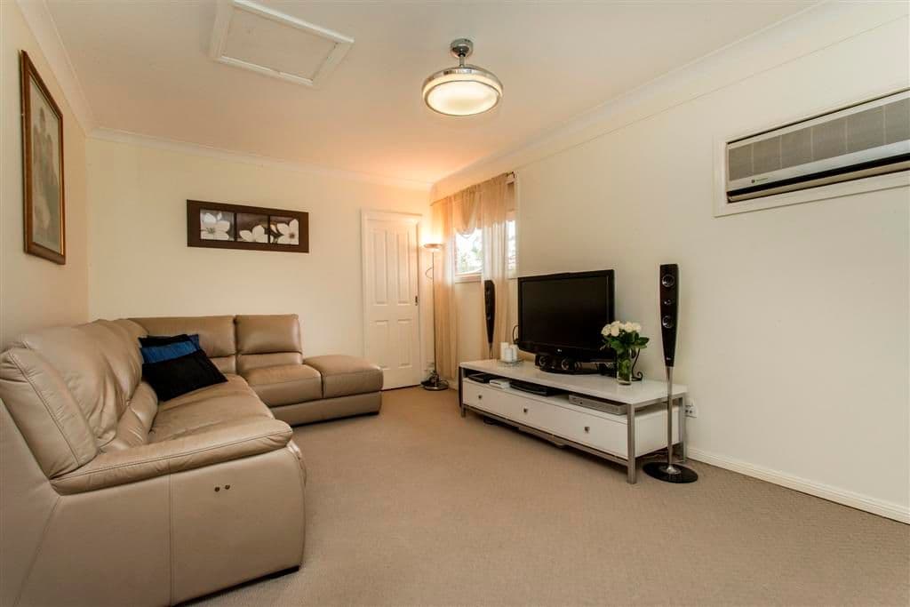 8 Telopea Close, GLENMORE PARK NSW 2745, Glenmore Park - Thumbnail 5