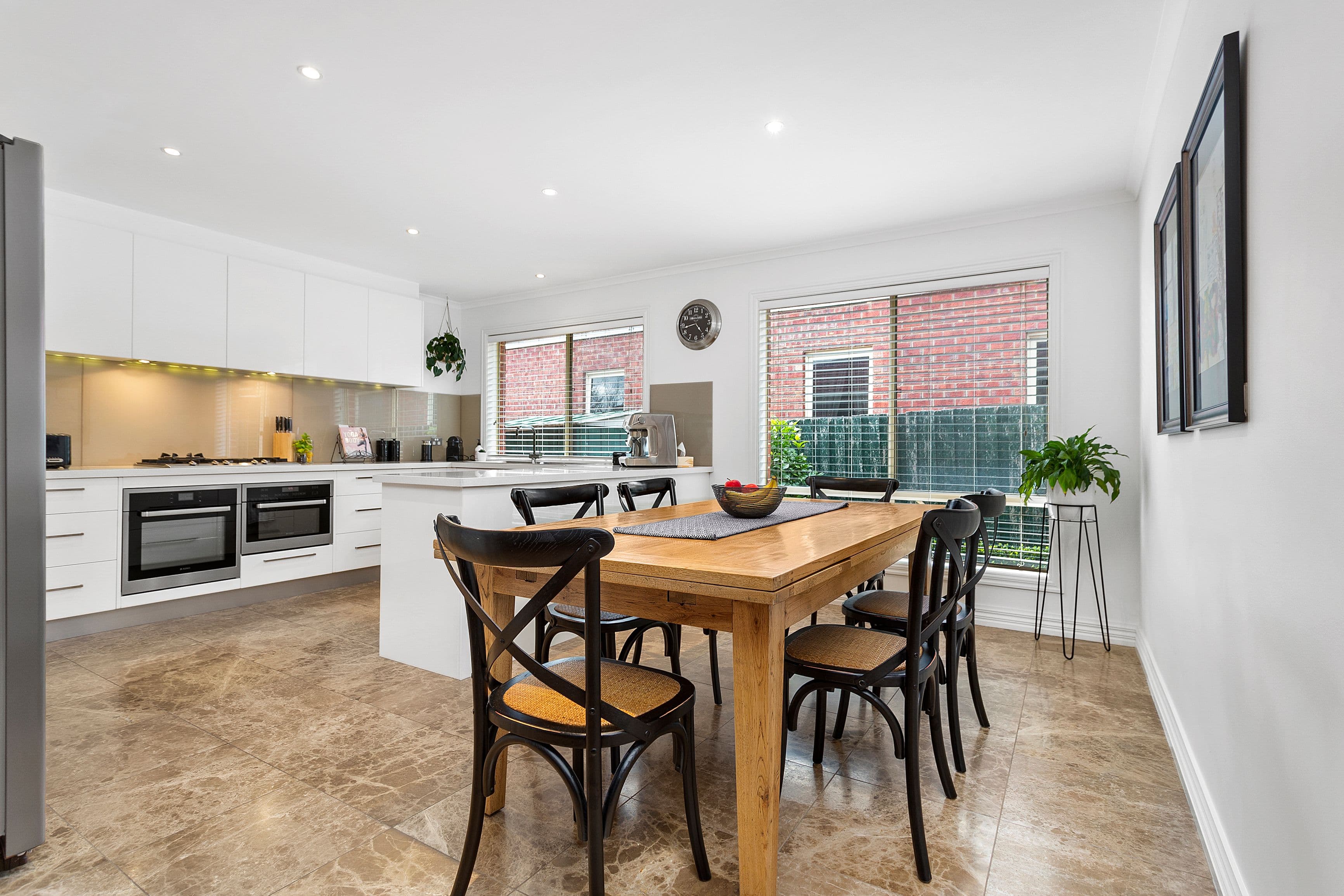 5 Stringybark Place, South Morang VIC 3752, South Morang - Thumbnail 2