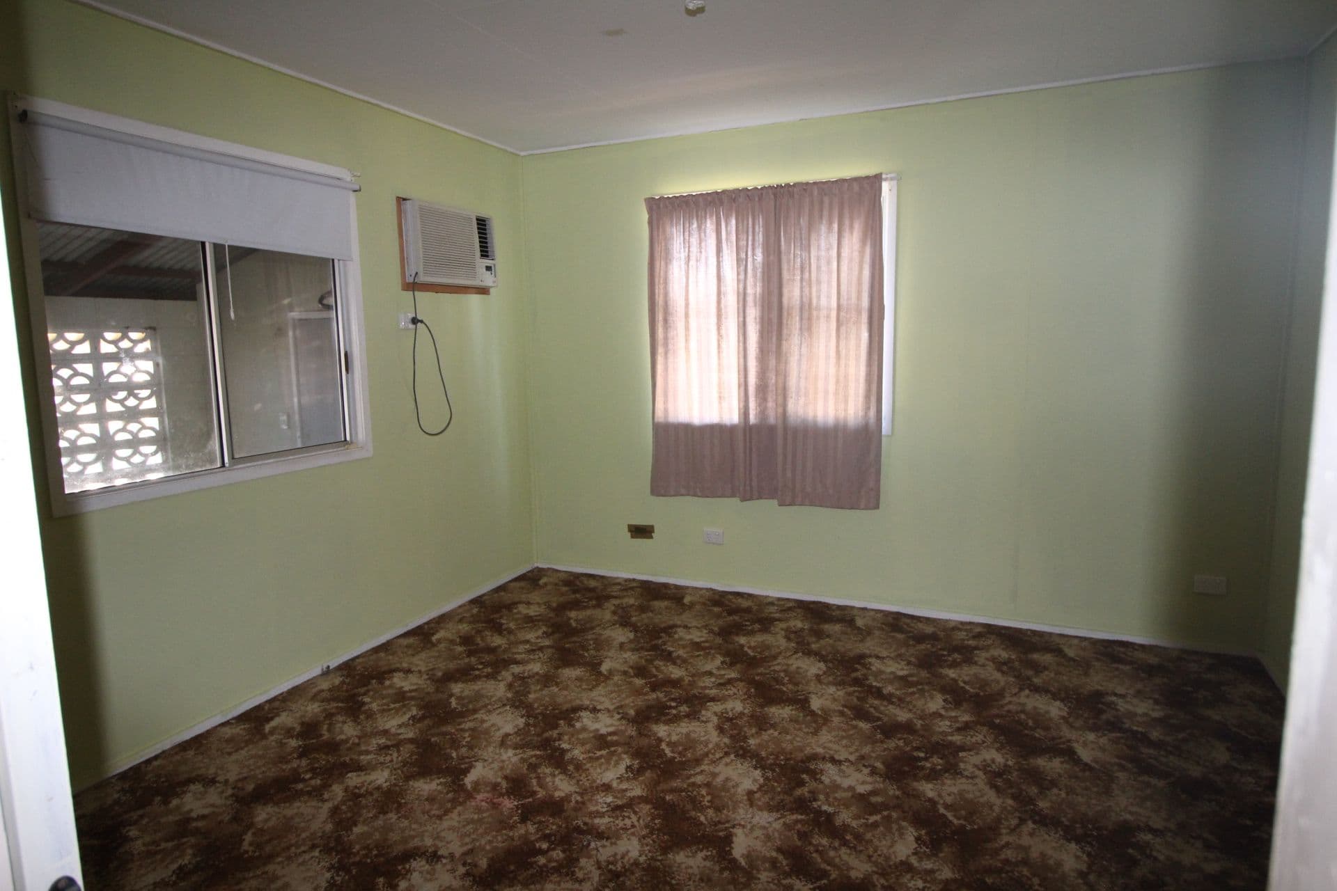 5 Poole Street, Sarina Beach QLD 4737, Sarina Beach - Thumbnail 5
