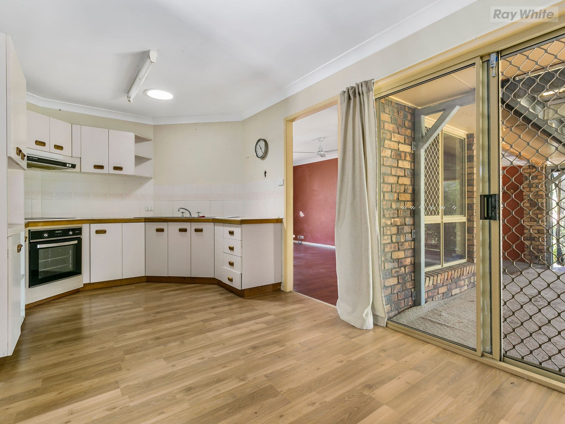 4 Banks Court, Redbank Plains QLD 4301, Redbank Plains - Thumbnail 3