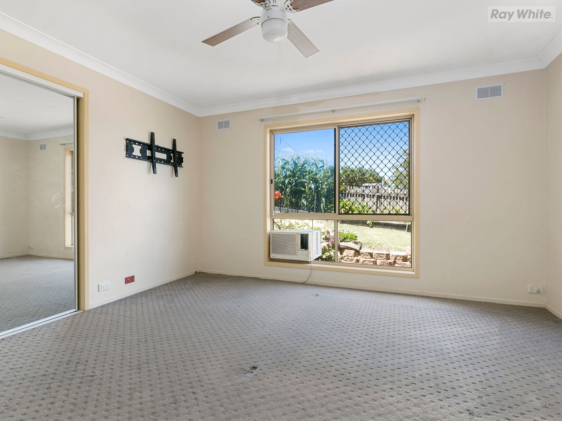 4 Banks Court, Redbank Plains QLD 4301, Redbank Plains - Thumbnail 4