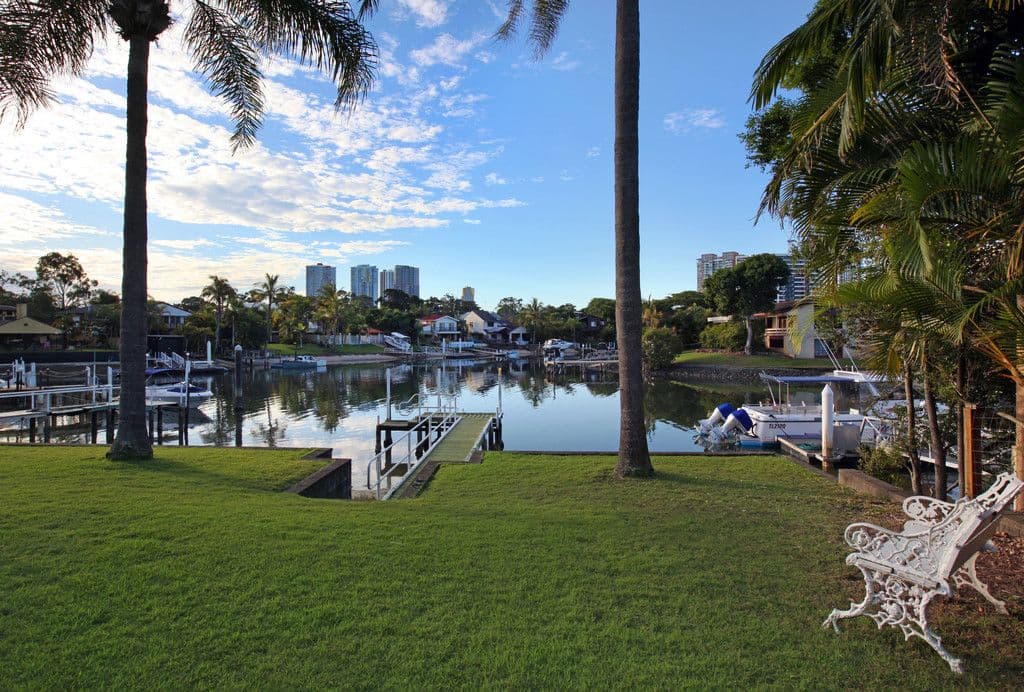 15 Wildash Street, Southport QLD 4215, Southport - Thumbnail 2