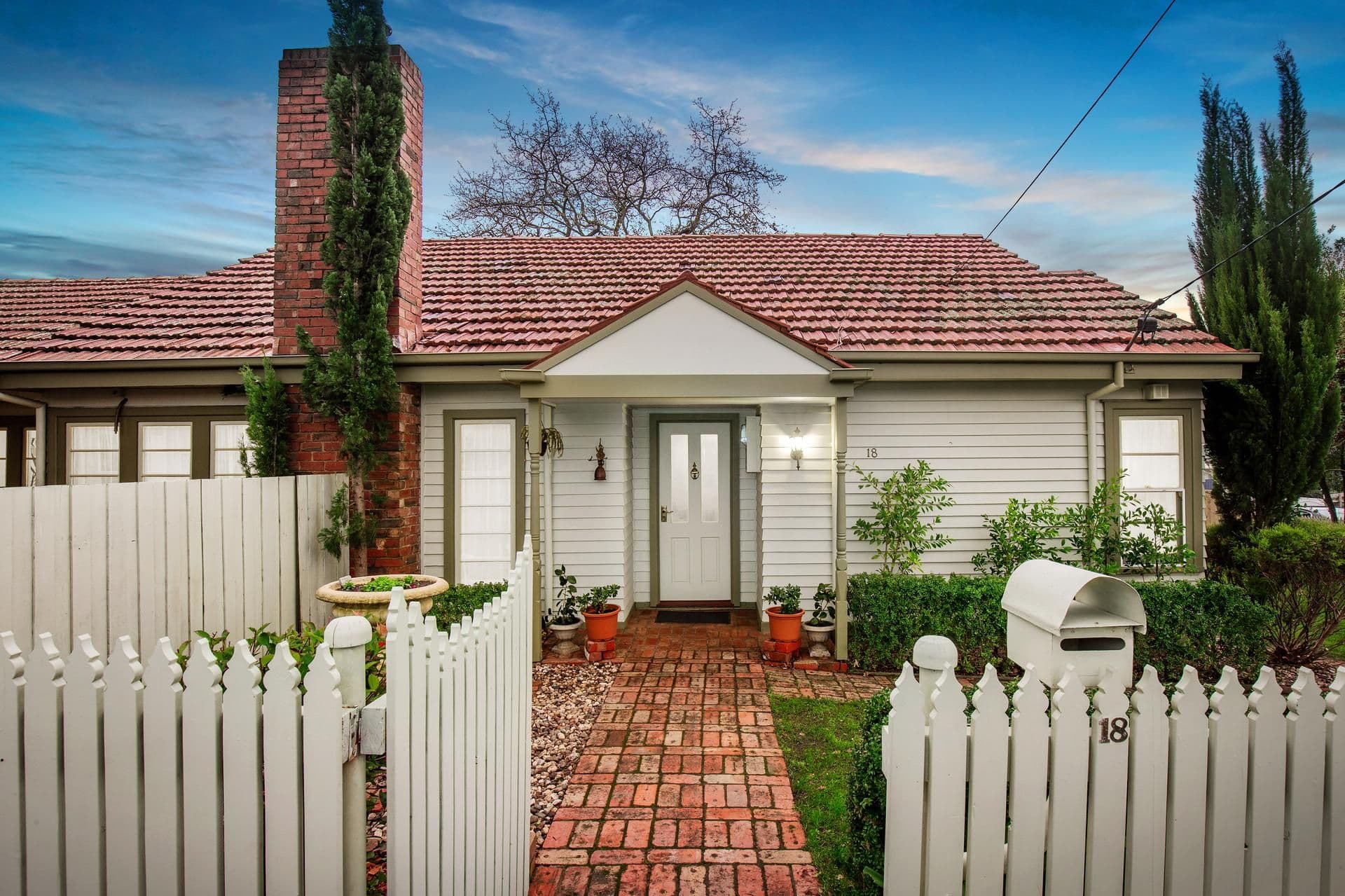 18 Thomas Street, Mitcham VIC 3132, Mitcham - Thumbnail 2