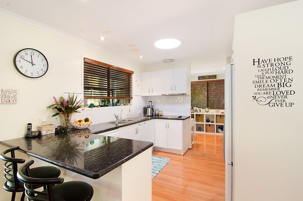 4 Coorabin Court, TALLEBUDGERA QLD 4228, Tallebudgera - Thumbnail 3