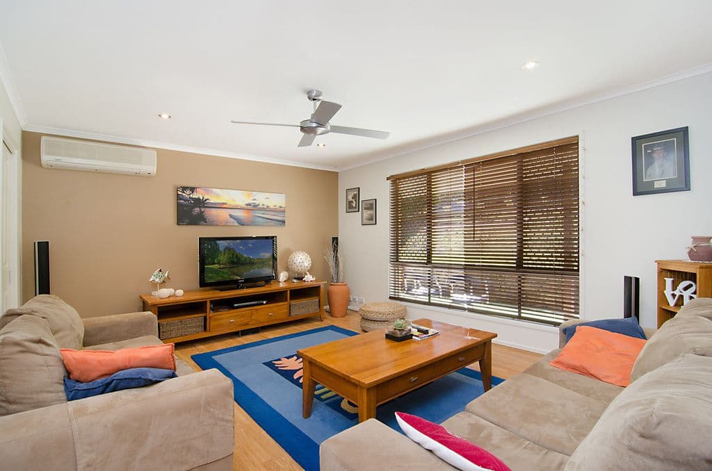 4 Coorabin Court, TALLEBUDGERA QLD 4228, Tallebudgera - Thumbnail 4