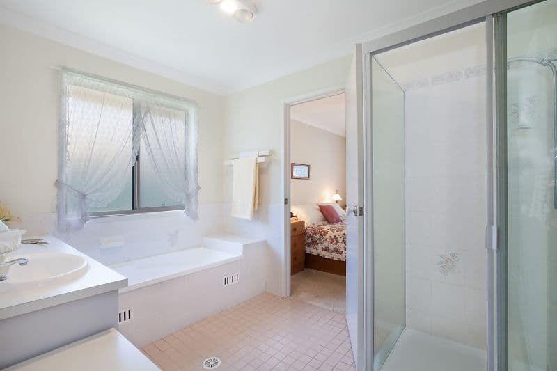 23 Castlereagh Crescent, Bateau Bay NSW 2261, Bateau Bay - Thumbnail 6