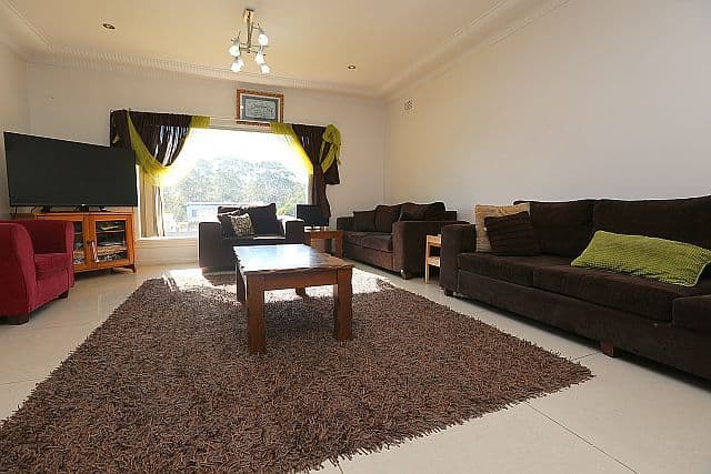 174 Rex Road, GEORGES HALL NSW 2198, Georges Hall - Thumbnail 3