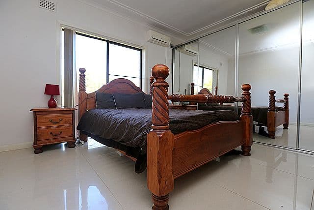 174 Rex Road, GEORGES HALL NSW 2198, Georges Hall - Thumbnail 5