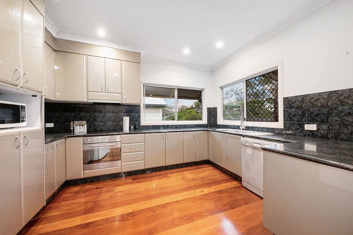 86 Maynard Street, Woolloongabba QLD 4102, Woolloongabba - Thumbnail 2