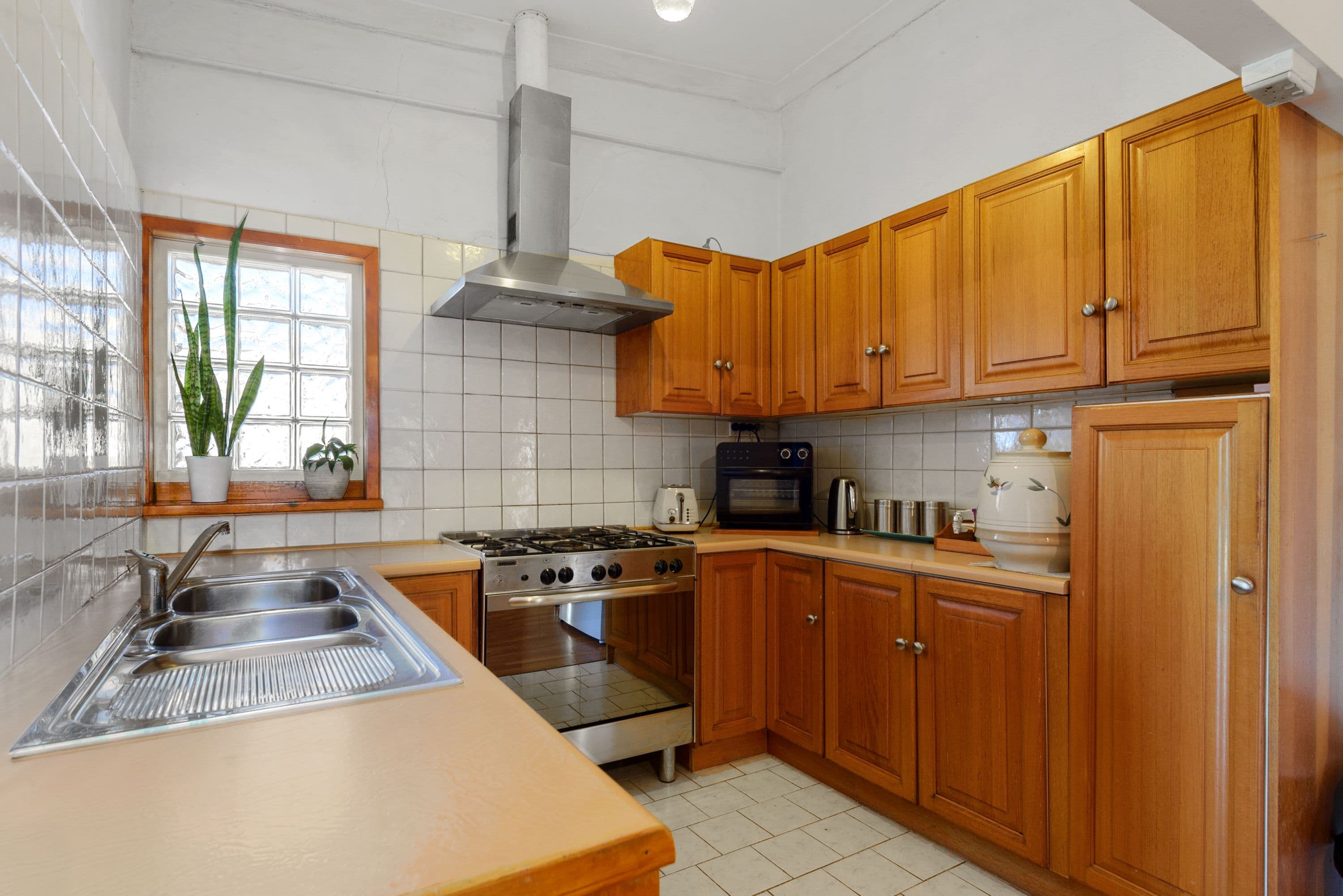 91 Cornish Terrace, Wallaroo SA 5556, Wallaroo - Thumbnail 2