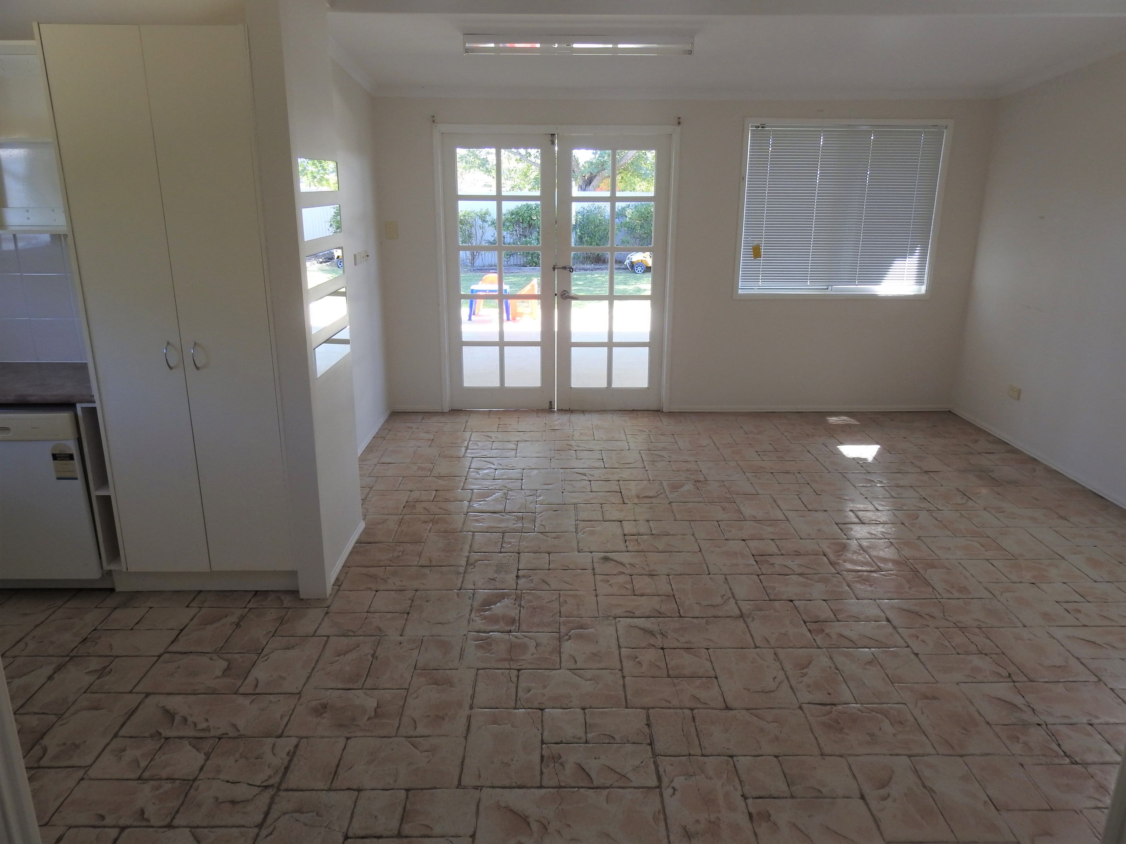 169 Galah Street, Longreach QLD 4730, Longreach - Thumbnail 4