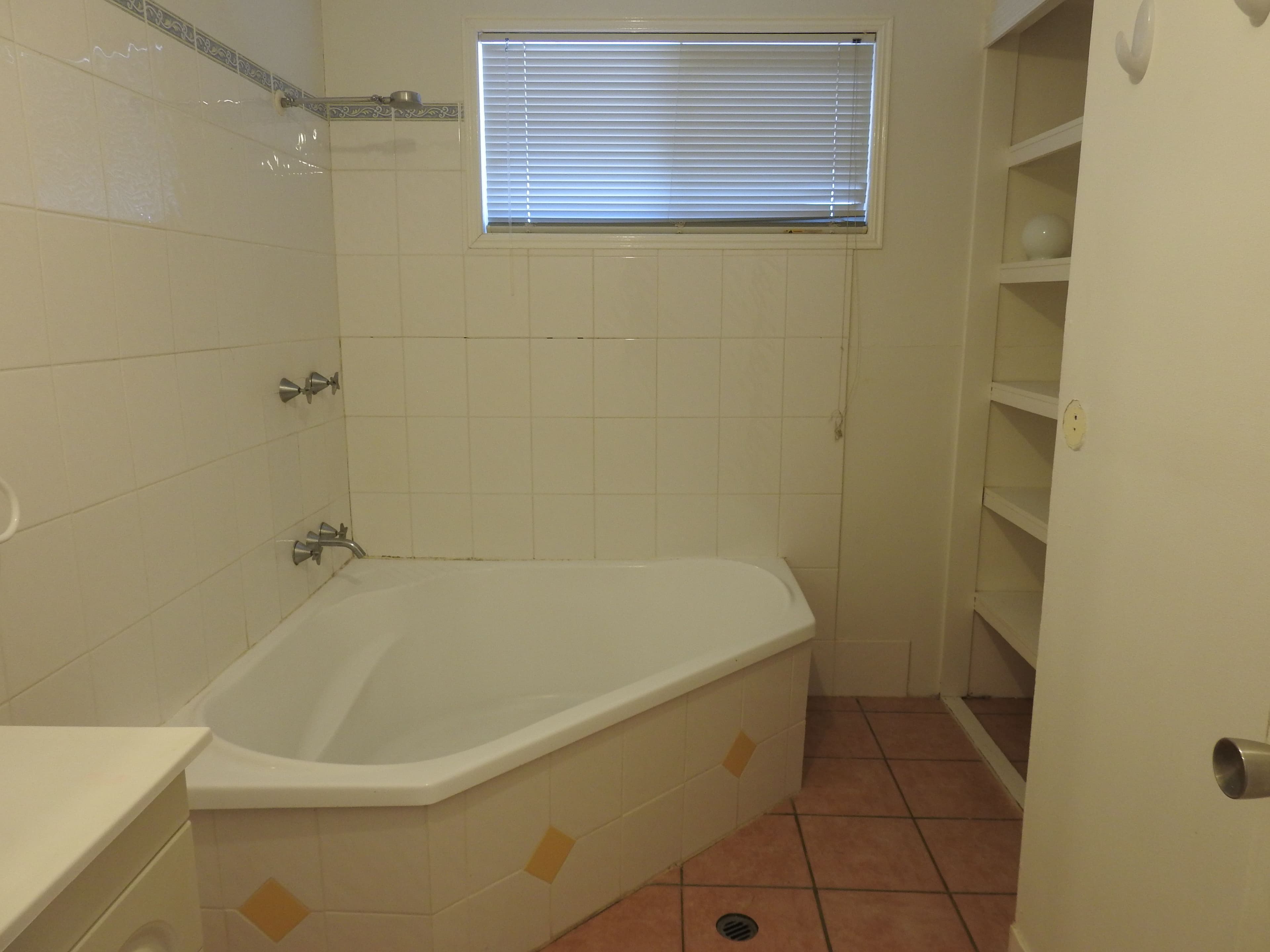 169 Galah Street, Longreach QLD 4730, Longreach - Thumbnail 6