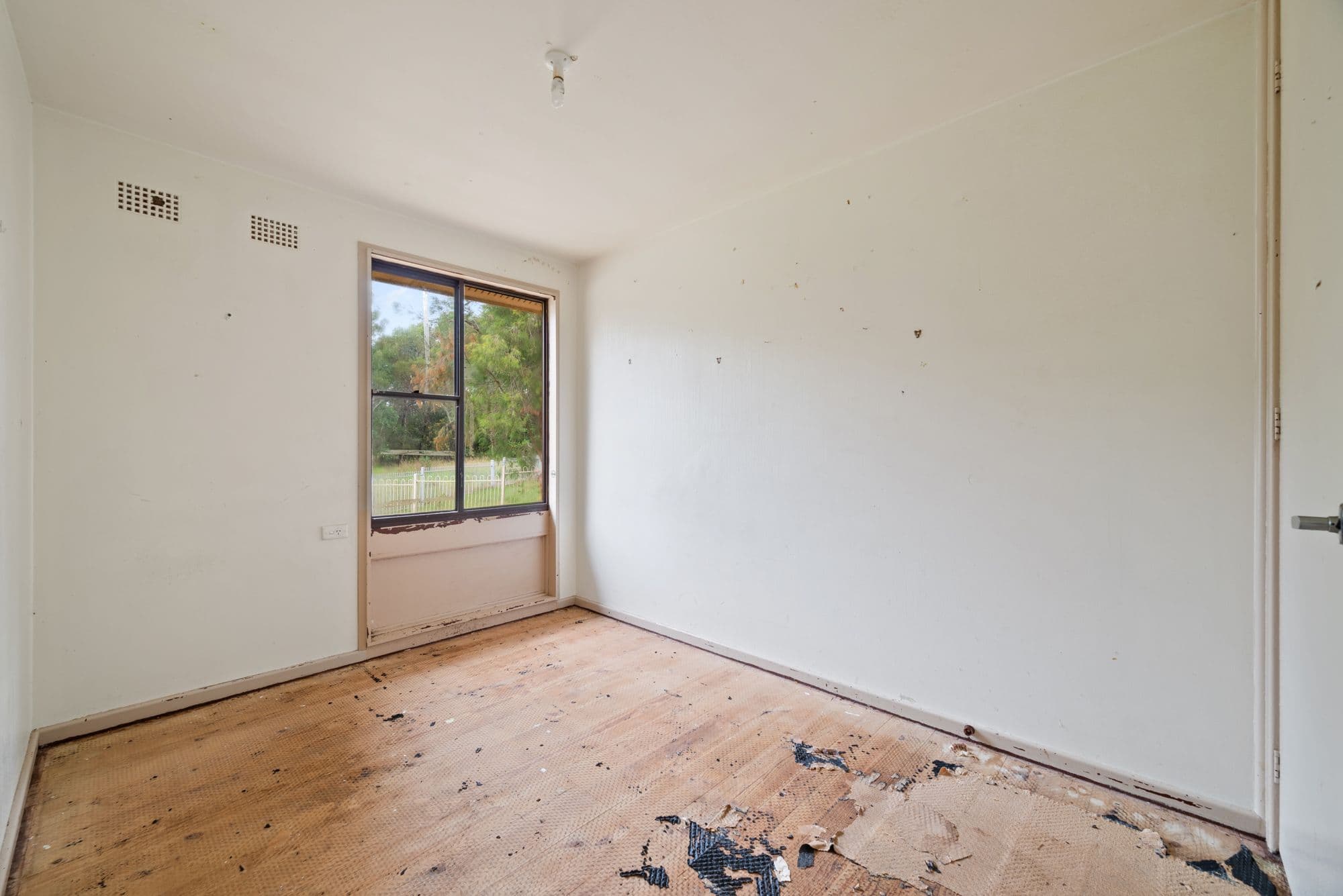 258 Riverside Drive, Airds NSW 2560, Airds - Thumbnail 6