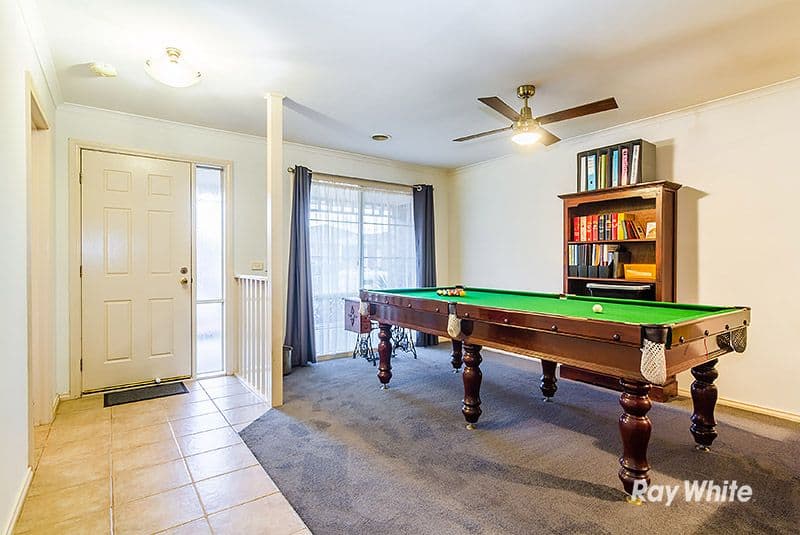 24 Oakman Way, Hampton Park VIC 3976, Hampton Park - Thumbnail 2