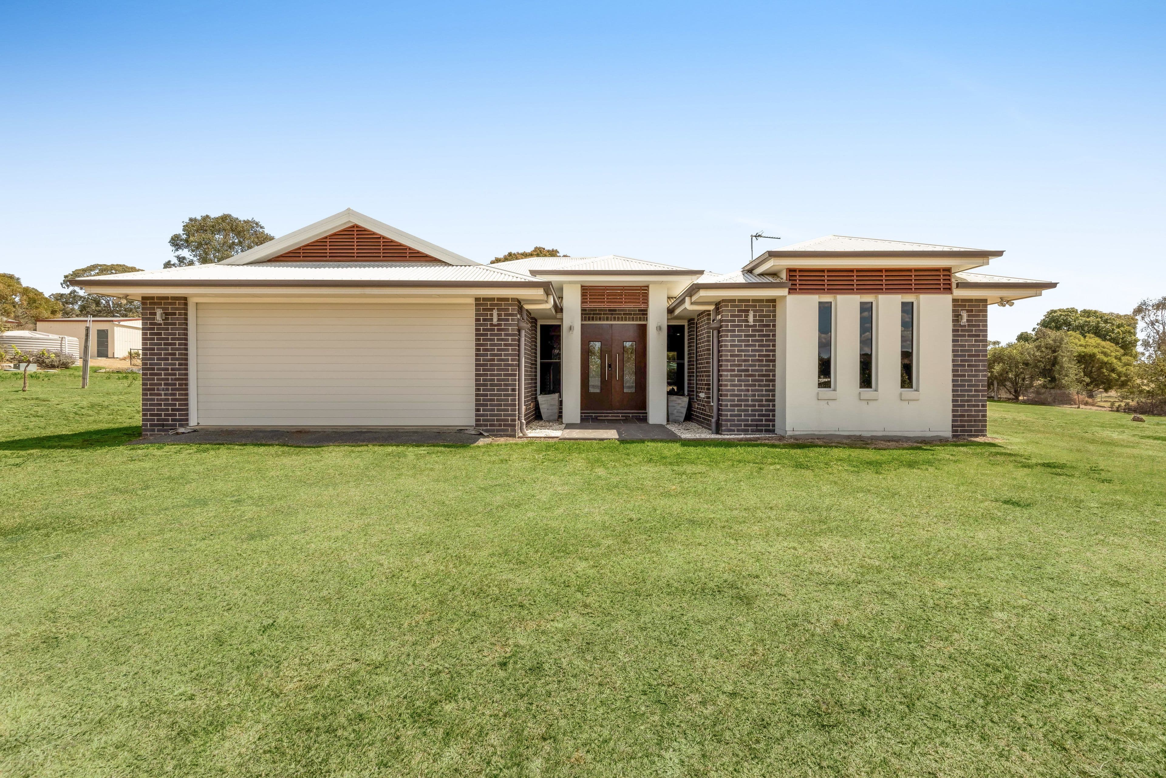 6 Phipps Drive, Meringandan West QLD 4352, Meringandan West - Image 1