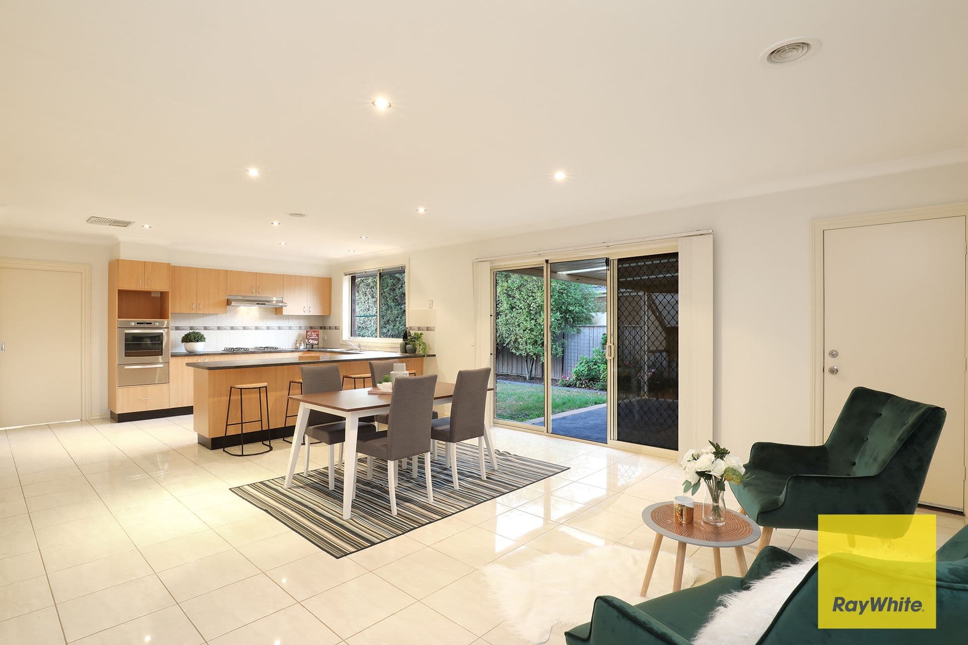 10 Buttercup Lane, Point Cook VIC 3030, Point Cook - Thumbnail 3