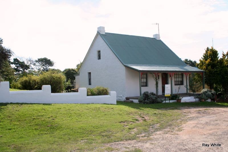 14 Wallace Street, BRAIDWOOD NSW 2622, Braidwood - Thumbnail 2