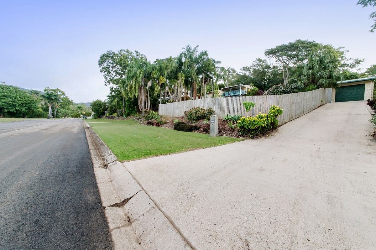 6 Grace Avenue, Cannonvale QLD 4802, Cannonvale - Thumbnail 4