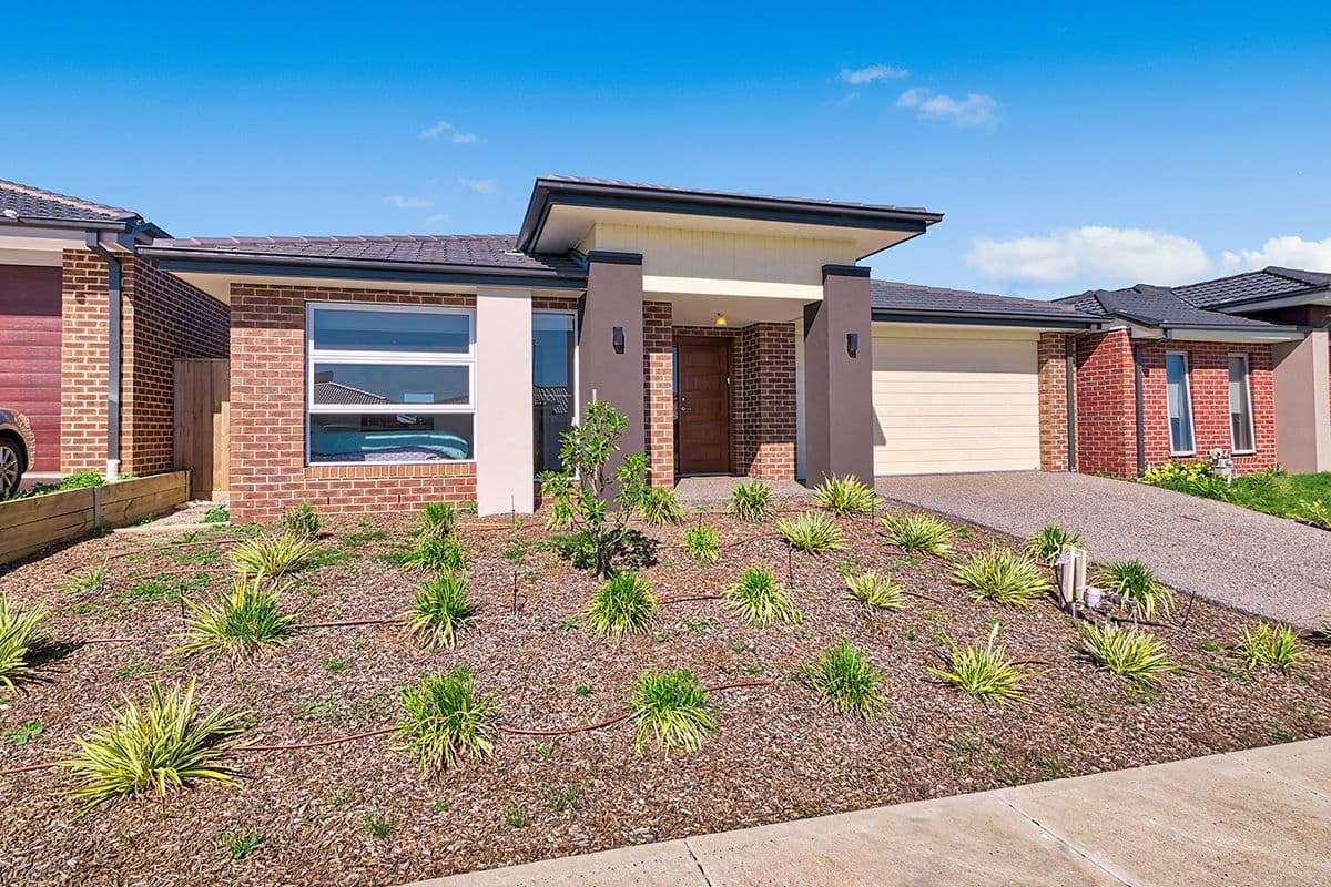 3 Goodenia Loop, Cranbourne West VIC 3977, Cranbourne West - Image 1