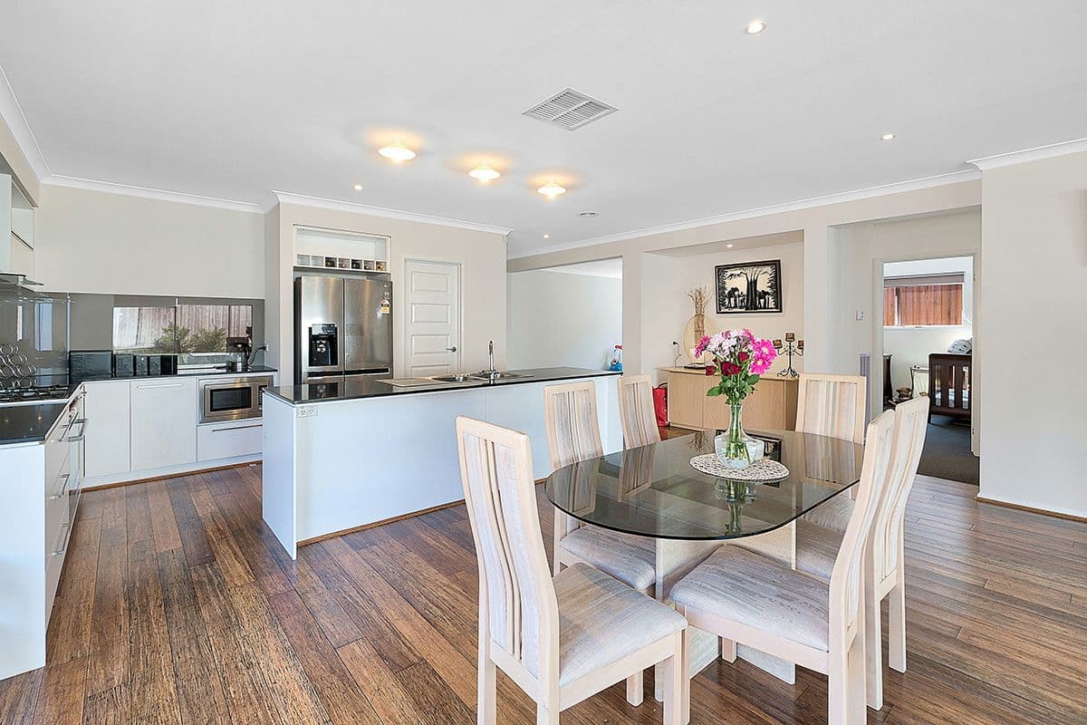 3 Goodenia Loop, Cranbourne West VIC 3977, Cranbourne West - Thumbnail 5