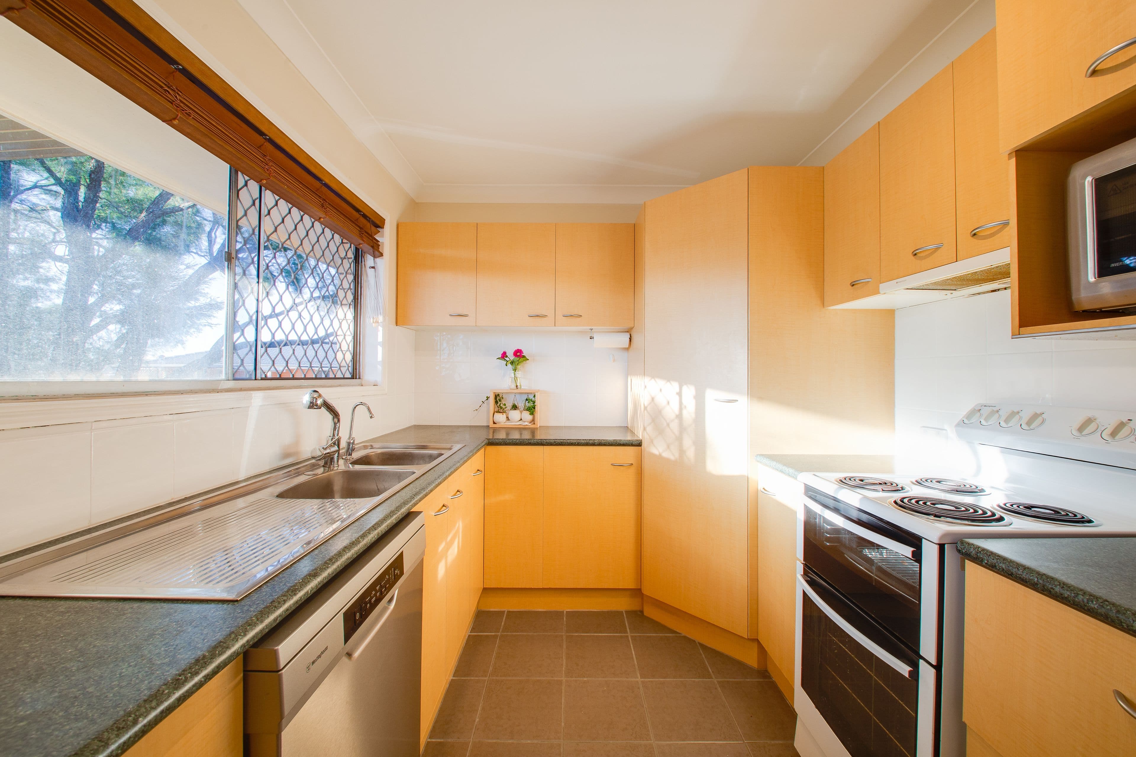 2 Watkins Street, Bundamba QLD 4304, Bundamba - Thumbnail 6