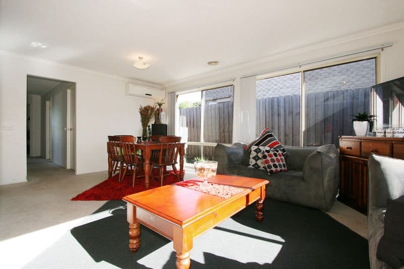 5 Sheppards Lane, CHIRNSIDE PARK VIC 3116, Chirnside Park - Thumbnail 2