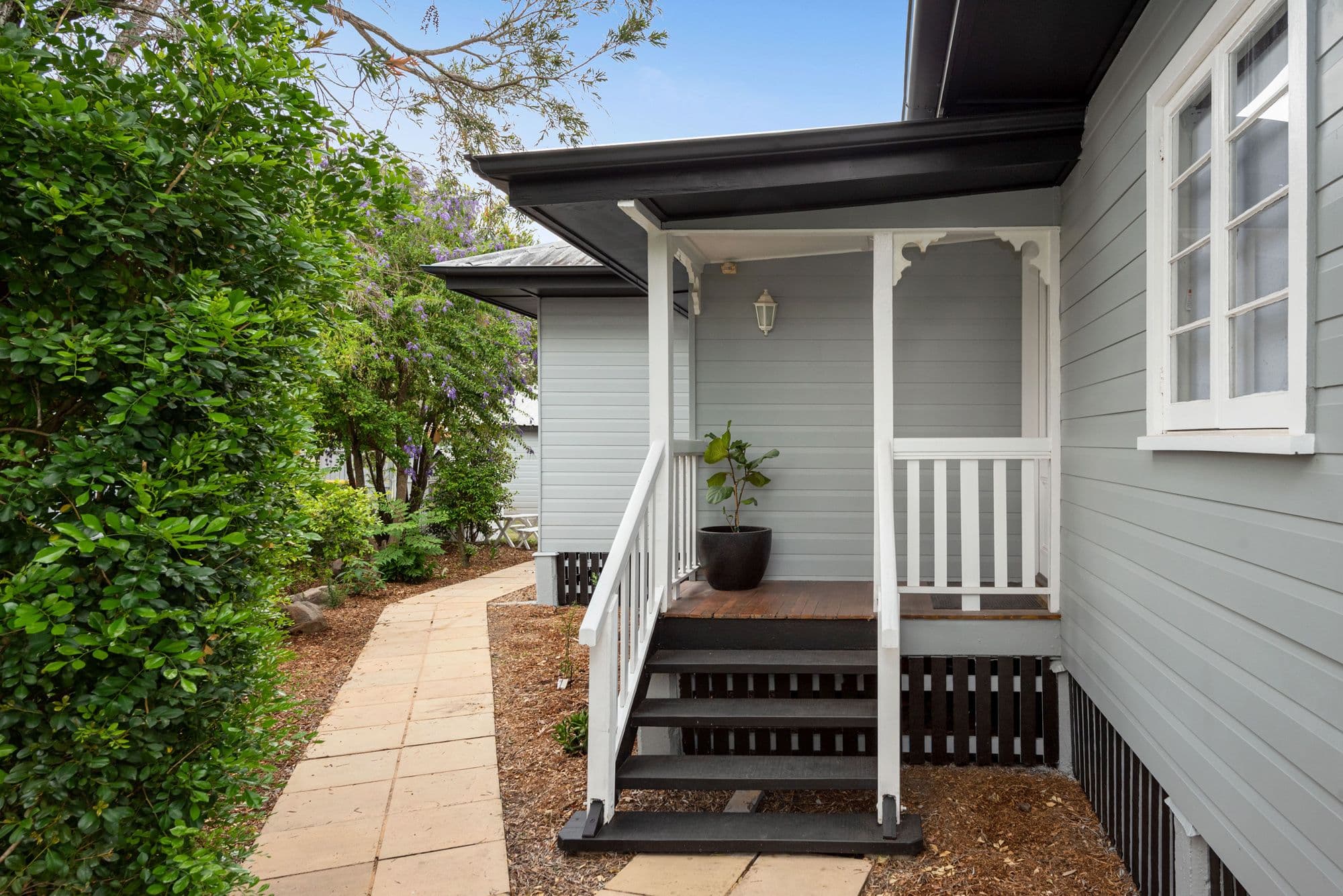 2 Sandon Street, Graceville QLD 4075, Graceville - Thumbnail 2